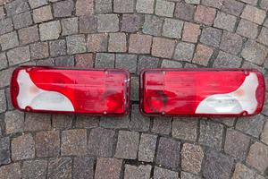 Coppia Fanali Posteriori Iveco Daily / Ducato / Ca