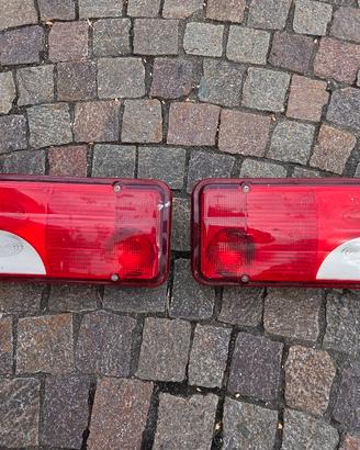 Coppia Fanali Posteriori Iveco Daily / Ducato / Ca