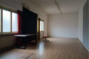 Appartamento di 300 m² con 5 locali a Capannori