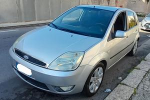 Ford Fiesta 1.4 16V 5p. Ghia