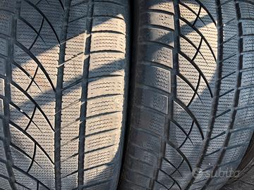 2 Gomme 4 stagioni 235/55/18