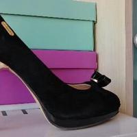 Scarpe in camoscio Gaudí