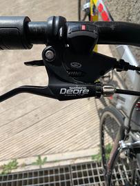 Bicicletta leggera forcelle in carbonio