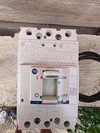 interruttore automatico Allen Bradley  70A