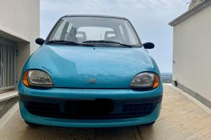 Fiat 600 anno 2000 900cc