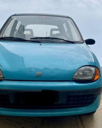 Fiat 600 anno 2000 900cc