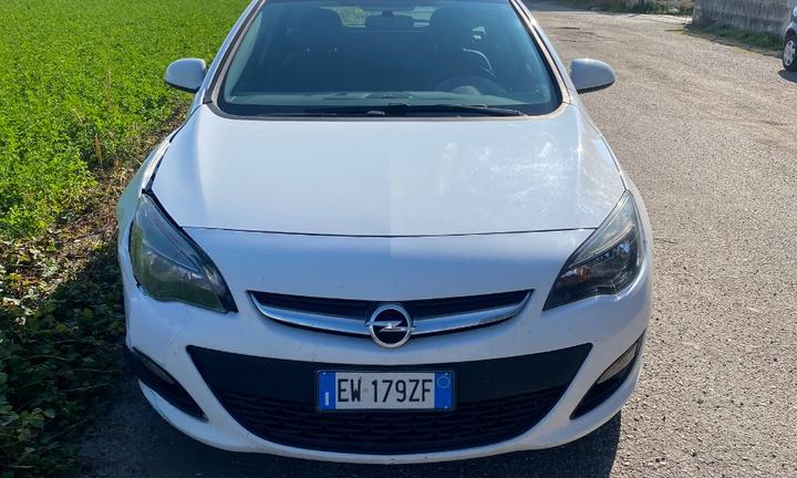 Opel astra