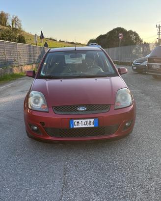 Ford Fiesta 1.2 16V 5p. Ghia