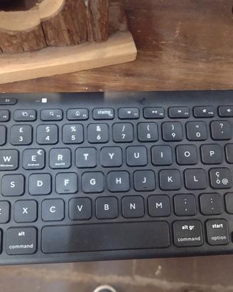 Tastiera bluetooth marca Trust 