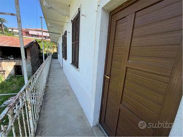 Rustico-Casale a Borgo Ticino