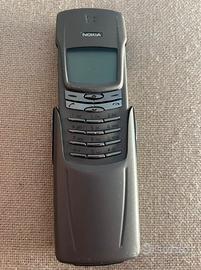 Nokia 8910