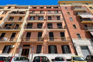4 LOCALI A BARI