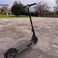 Monopattino Xiaomi pro2