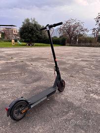 Monopattino Xiaomi pro2