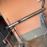 Pompa pozzo artesiano.