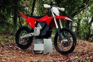 New STARK VARG EX 100% ELETTRICA OMOLOGATA