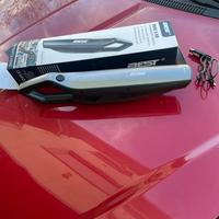 Aspirapolvere portatile da auto