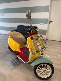 Vespa Primavera 125 SEAN WOTHERSPOON (2021)