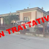 PORZIONE DI VILLA BIFAMILIARE LIBERA SU TRE LATI C