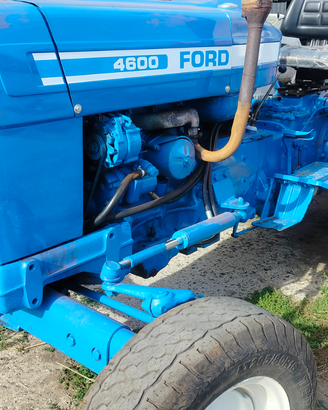 Trattore Ford 4600