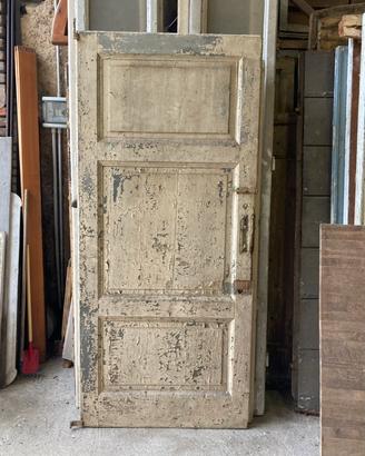 Antica porta ‘800 pannellata