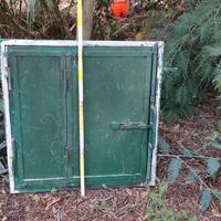3 finestre ferro e una porta