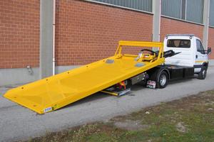 Carro attrezzi IVECO Daily 70C18 pianale e forca