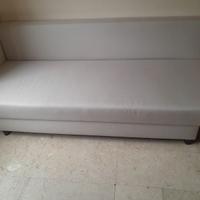 divano letto di ikea quasi nuovo