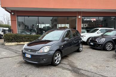 Ford Fiesta 1.2 16V 5p. Ghia