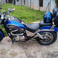 Suzuki moto