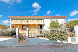 Zona residenziale-Casa indipendente al piano terra