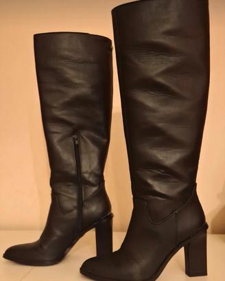 Stivali al ginocchio. Taglia n.36.Buffalo 