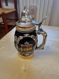 boccale da birra tedesco in ceramica con coperchio