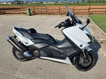 Scooter Yamaha T.Max 530