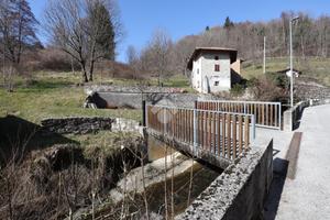 CASA SEMINDIPENDENTE A TAIPANA