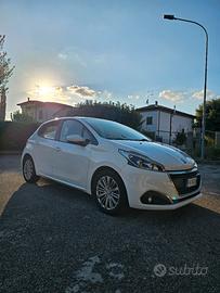 PEUGEOT 208 PureTech 82CV 60kW 5 porte GPL Active