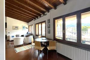 Trilocale in centro a Salò