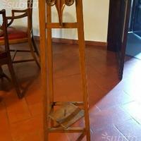 Portavaso tavolino alto in legno stile liberty