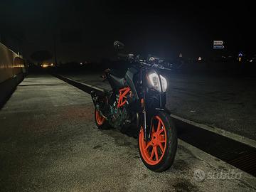 KTM Duke 390 2023