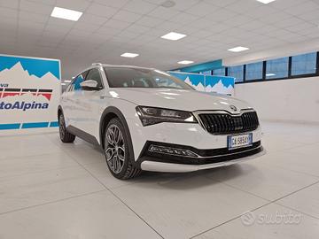 SKODA Superb Wagon 2.0 tdi Scout 4x4 190cv U177841