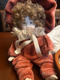 Bambola in porcellana