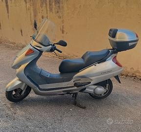 Scooter Honda Foresight 250