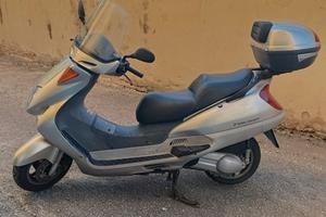 Scooter Honda Foresight 250