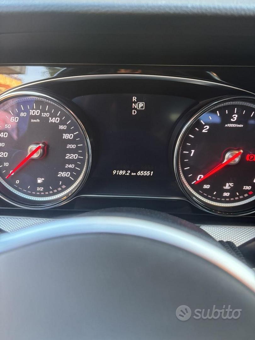 Mercedes Classe E (W/S210)
