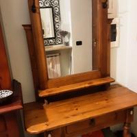 mobile specchio ingresso