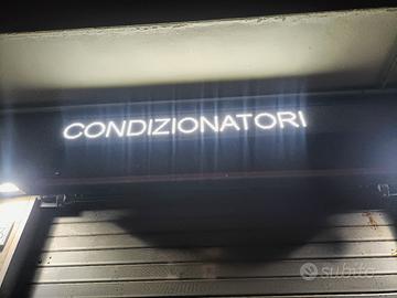 Insegna led programmabile da App