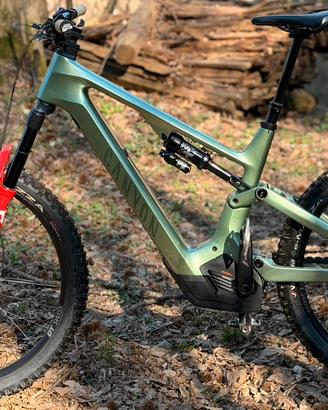 Canyon spectral ON CF 9 tg. L 2024 come nuova