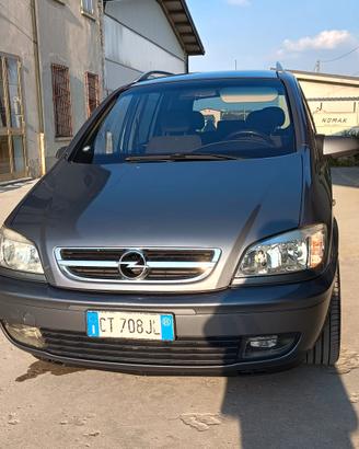 OPEL Zafira 2.0 16V DTI cat Fashion Line