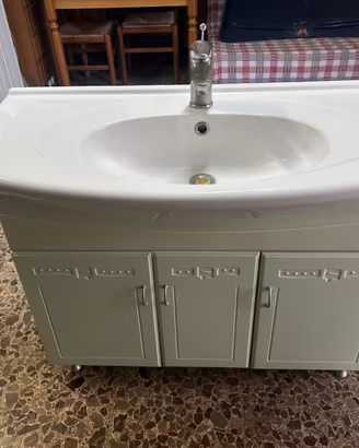 Lavabo BMT completo di rubinetteria