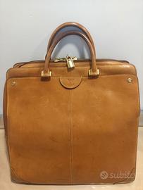 Luis Vuitton Borsa in pelle color marrone cuoio